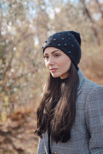 Load image into Gallery viewer, The Graduated Pearl Beanie*